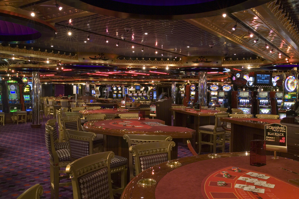Carnival Splendor Royal Flush Casino 2.jpg